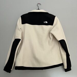 North Face Sherpa Jacket, Size M